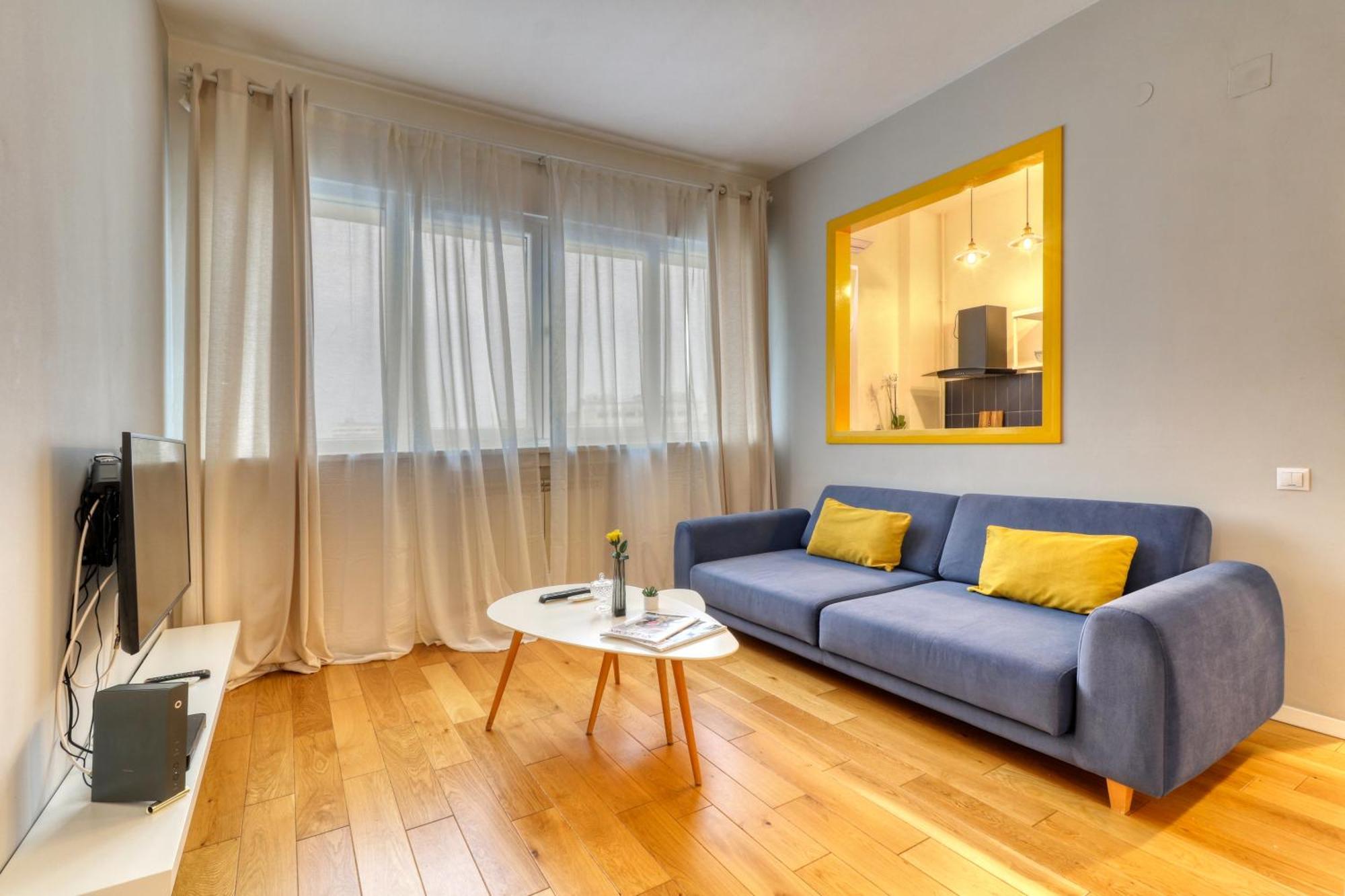 Urban Chic Apartment Bucureşti Ngoại thất bức ảnh